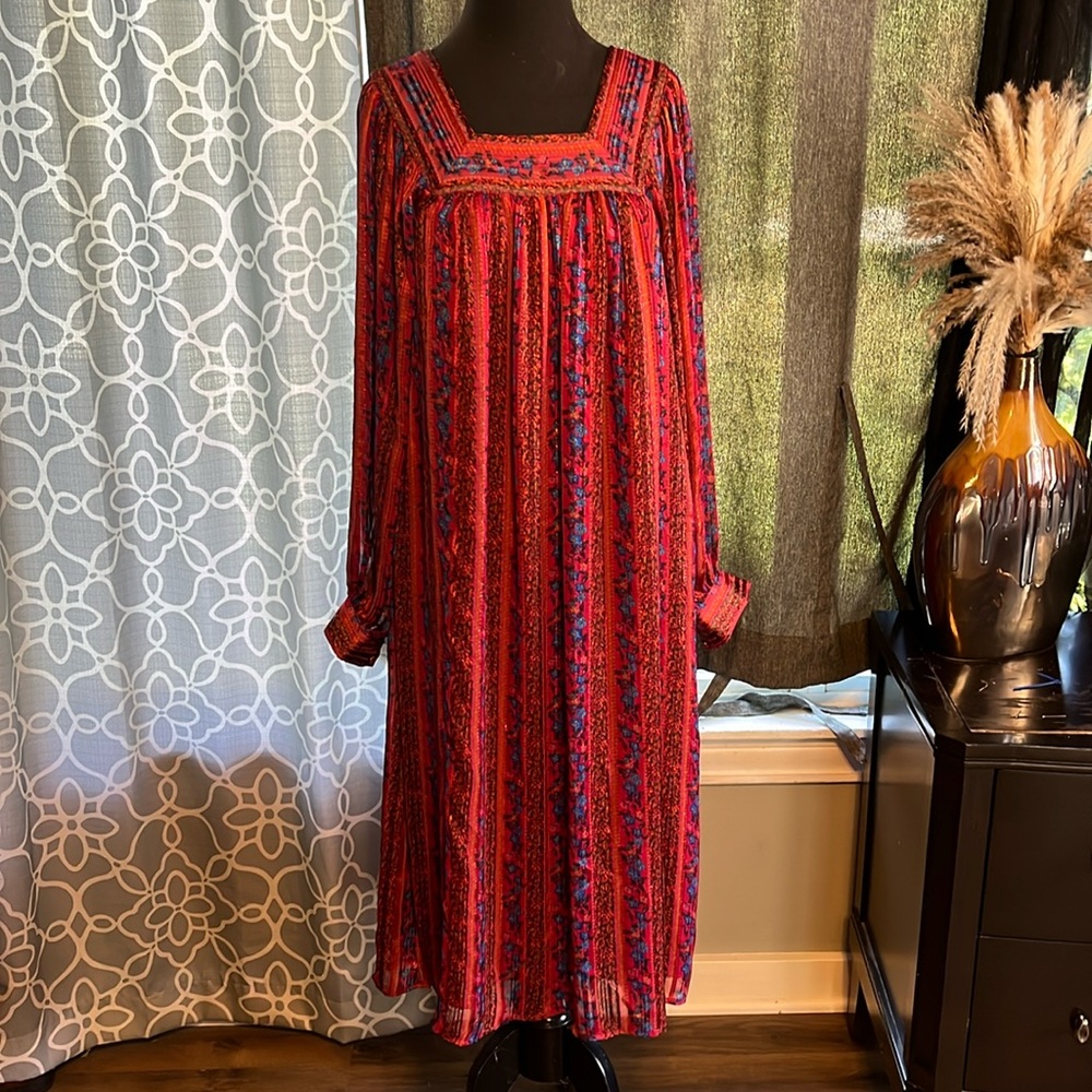 Red Floral Long Sleeve Maxi Dress